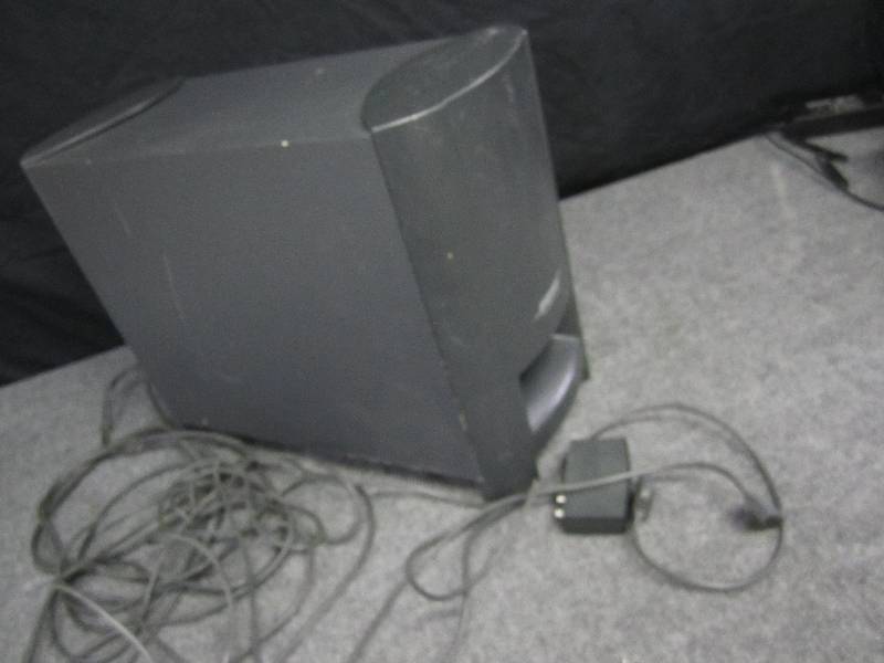 lot 75 image: Bose Cinemate digital home theater ...