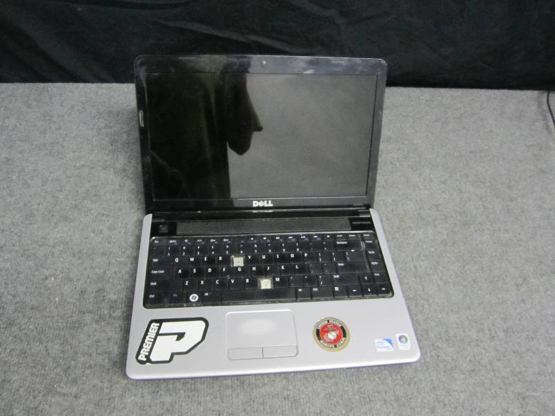 lot 83 image: Dell Inspiron 1440 laptop computer,...