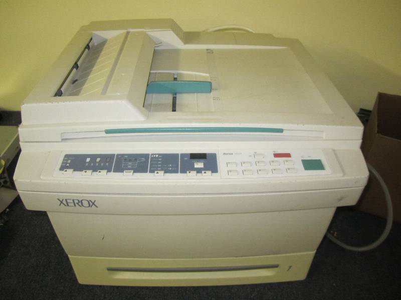 lot 117 image: Xerox 5614 printer, untested...