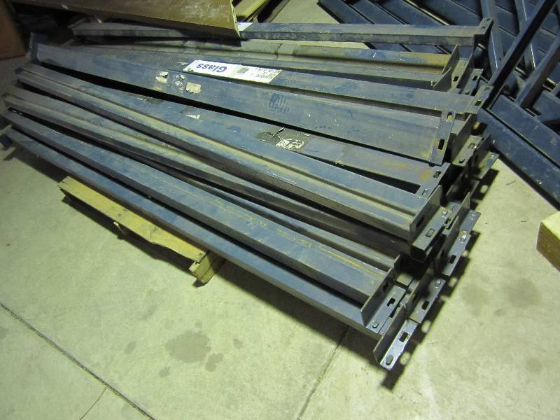 lot 5 image: 1 Section of pallet racking, 14 ta...