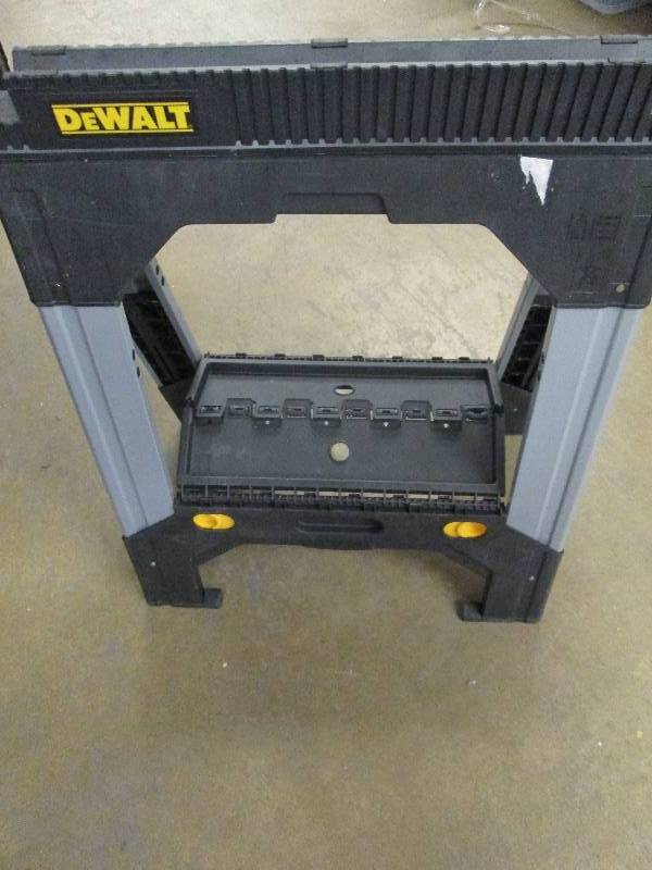 DeWalt saw horse...