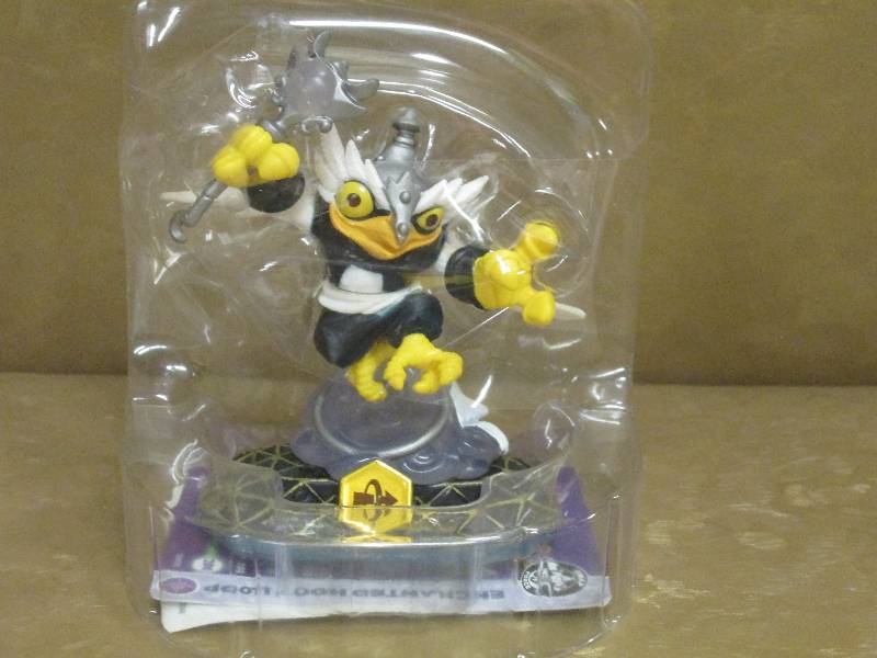 lot 28 image: Skylanders  Enchanted Hootloop ...