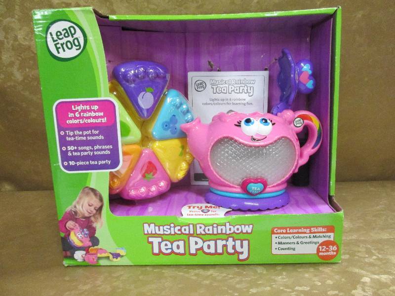 lot 36 image: Leapfrog Musical Rainbow Tea Party...