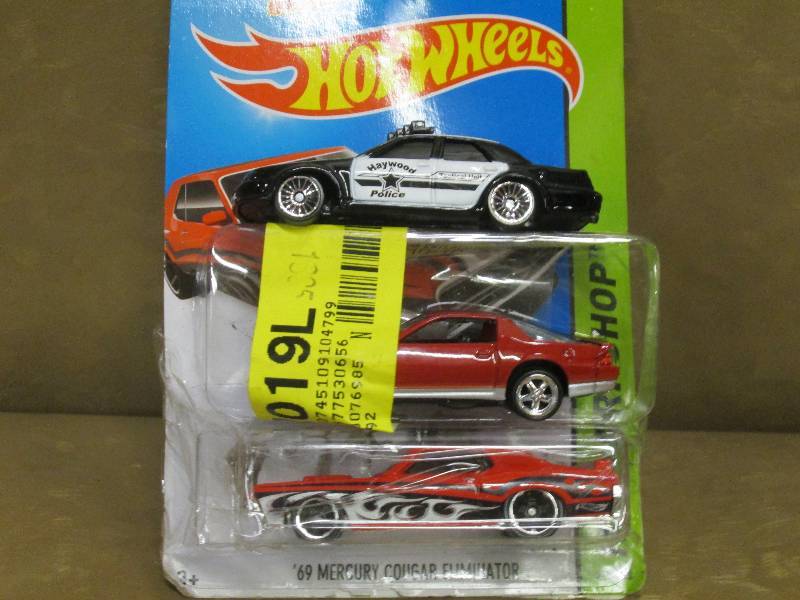 lot 44 image: Hot Wheels Cars...