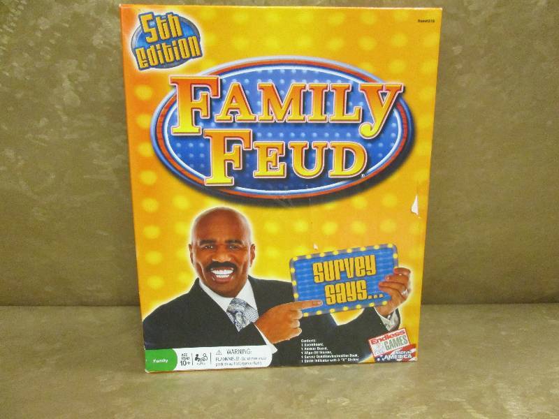 lot 53 image: Family Feud Family Game...