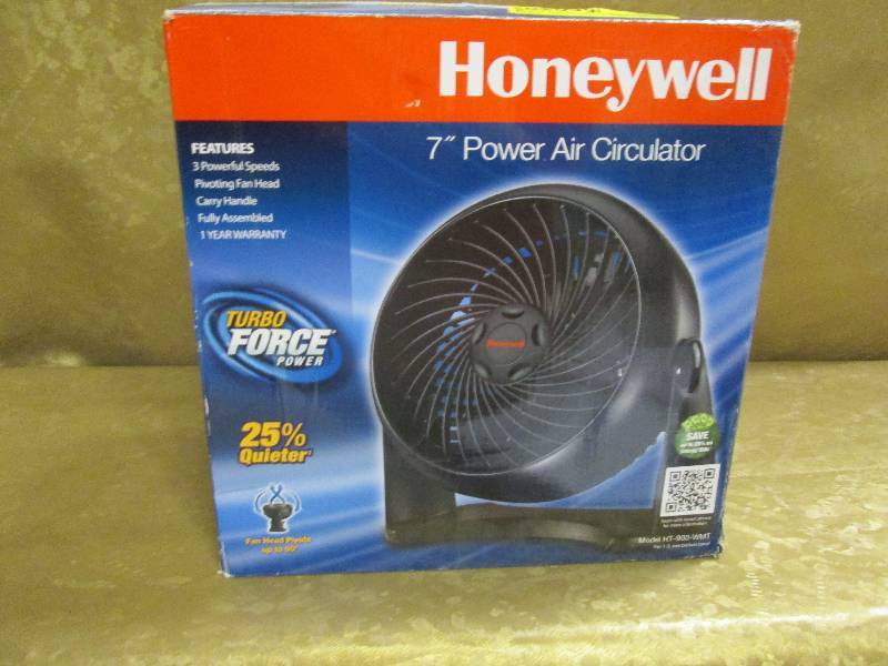 lot 104 image: Honeywell Fan...