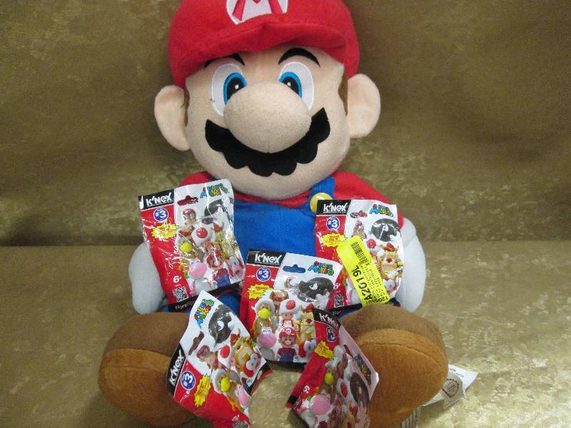lot 79 image: Plush Mario & Super Mario collectab...