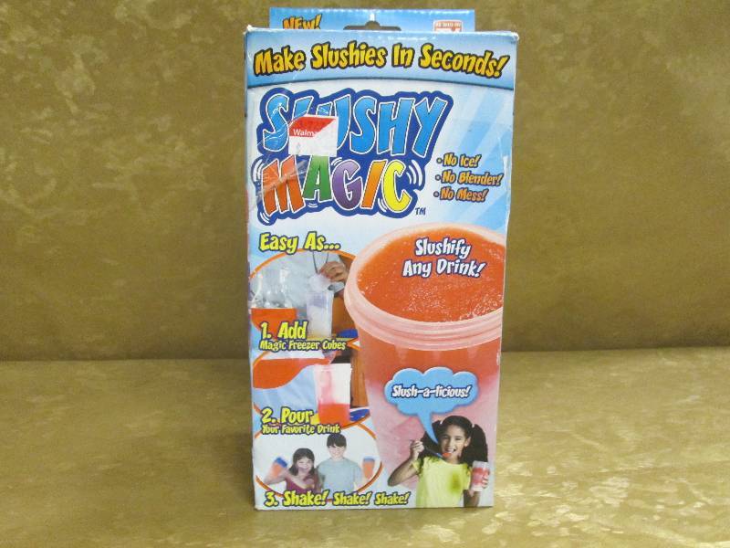 lot 84 image: Slushy Magic...
