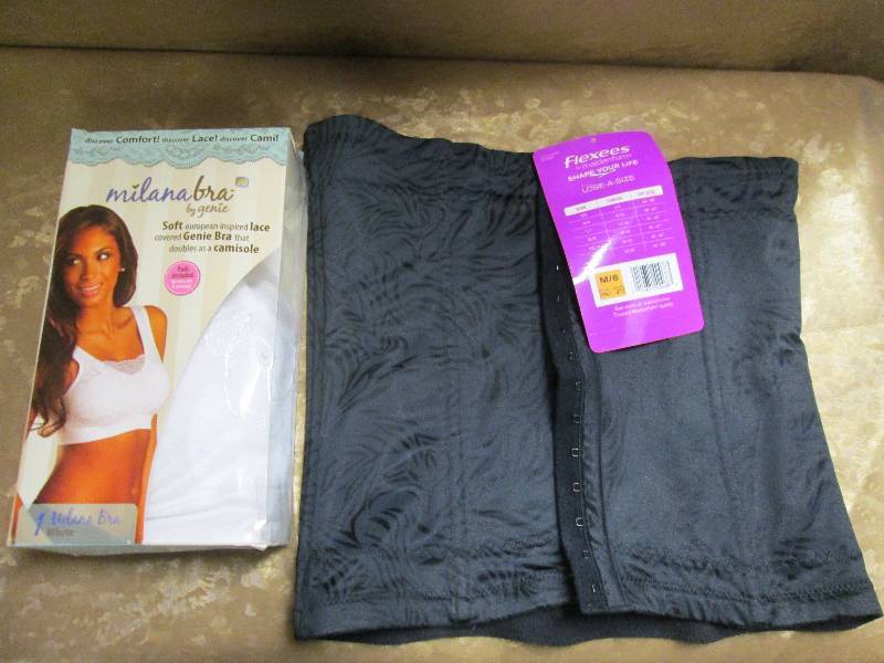 lot 122 image: Medium size Lace Genie Bra & Waist ...