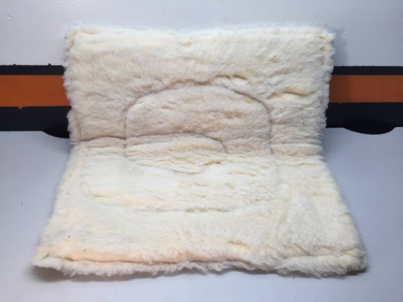 lot 6 image: WEAVER BRAND SADDLE PAD, PONY SIZE, NEW