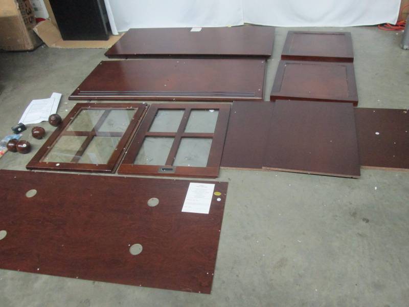 McLeland Design Sliding-Door TV Stand