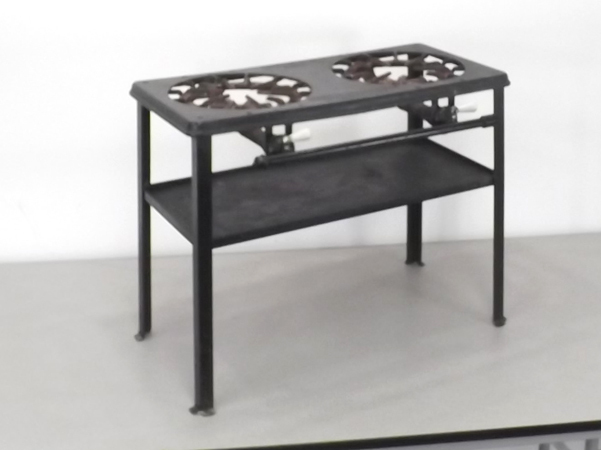 lot 10 image: Antique Cast Iron American Foundry Co. Double Burner Stove