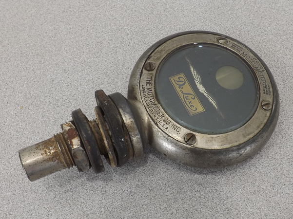 lot 26 image: Vintage Boyce De Luxe Moto Meter