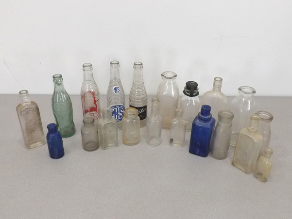 lot 30 image: Lot of Antique, Vintage, Soda, Medicine, etc. Bottles