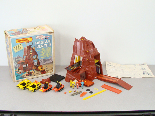 lot 47 image: 1975 Matchbox Mobile Action Command Rescue Center