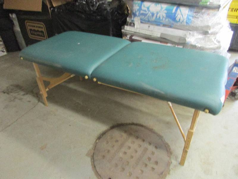 Folding Massage Table