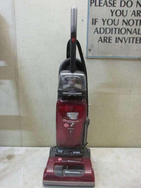 Hoover vac