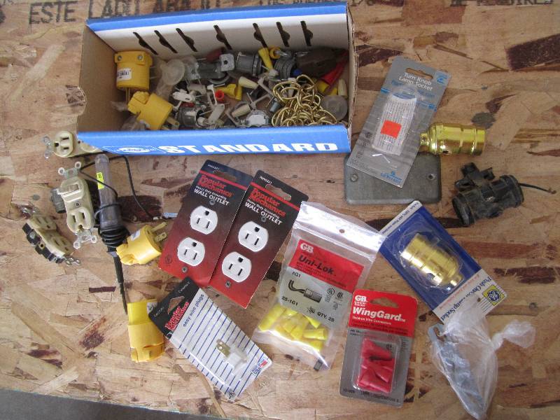 Lot of electrical supplies...