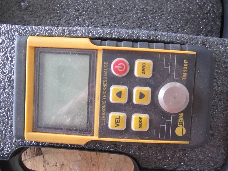 Ultrasonic thickness guage, as pict...