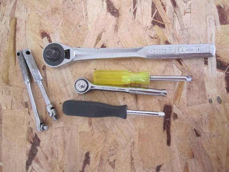 Assorted rachets and tools...