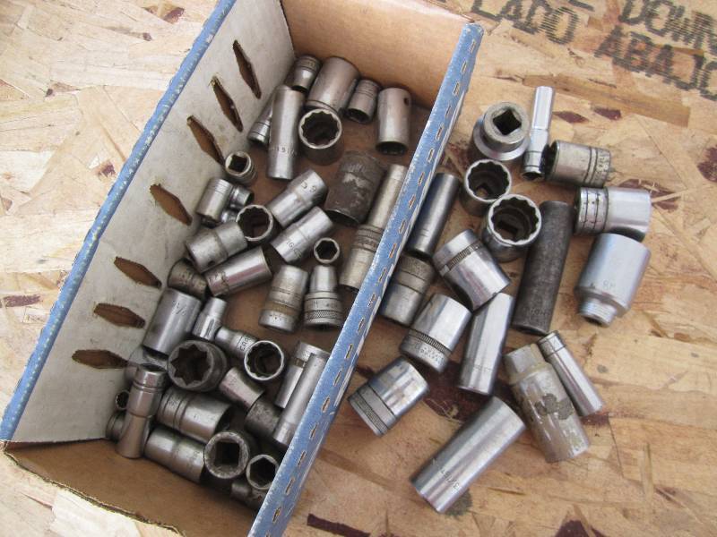 Lot of assorted sockets...
