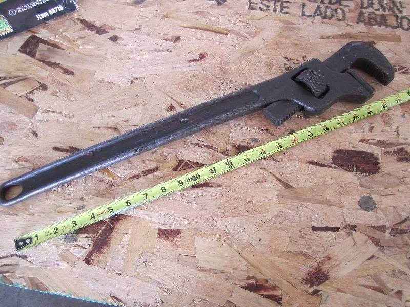 Angle neck wrench...