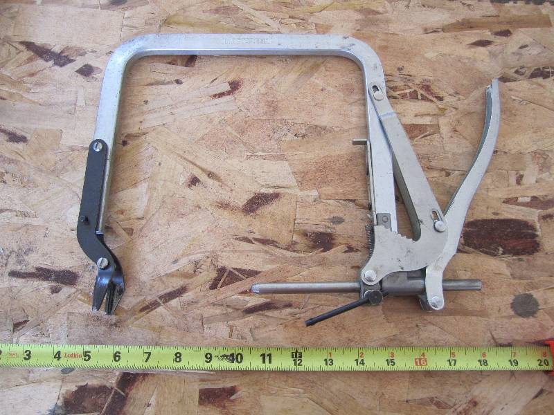 Specialty Craftsman rachet clamp...