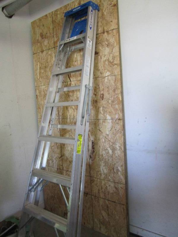 Werner 8 aluminum step ladder...