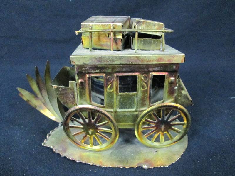 lot 118 image: Metal Stage Coach