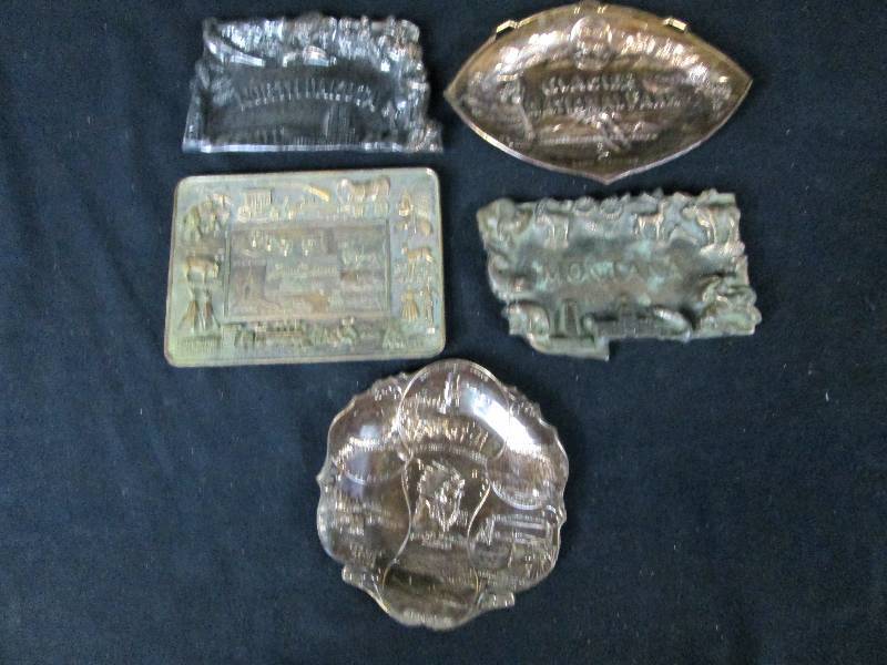 lot 188 image: 5 Midwest Souvenir Ashtrays
