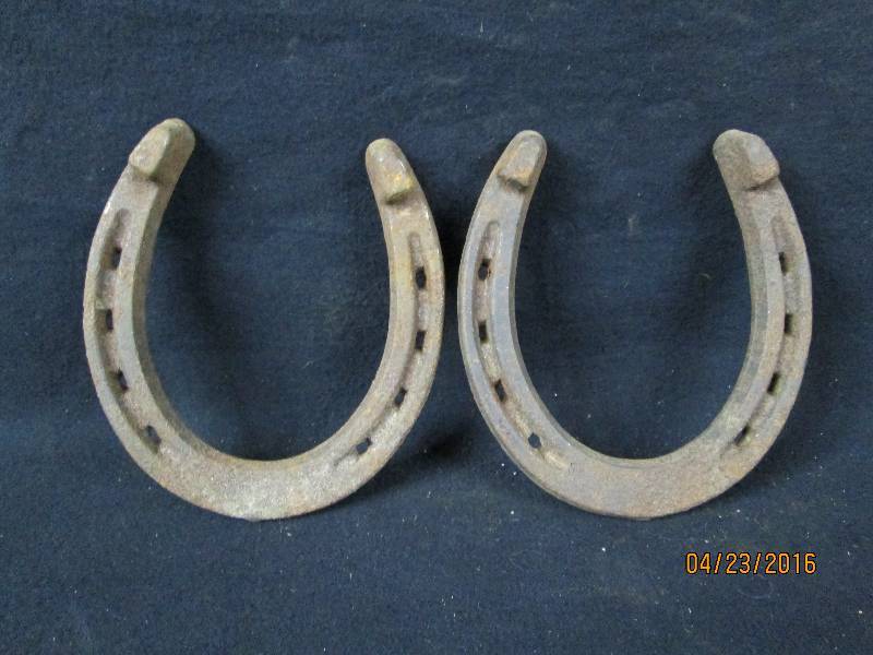 lot 43 image: 2 Diamond Horse Shoes