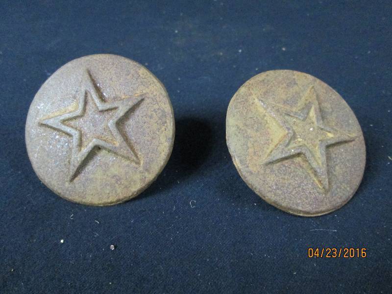 lot 44 image: Cast Iron Star Marker