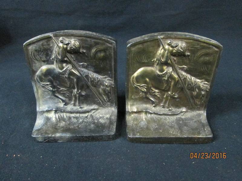 lot 77 image: Cast Indian End of The Trail Bookends