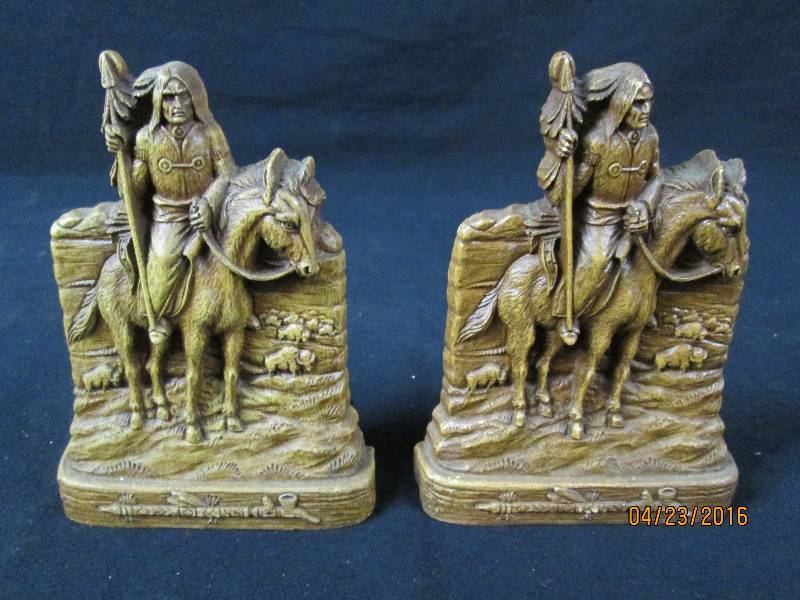 lot 81 image: Indian Rider Bookends