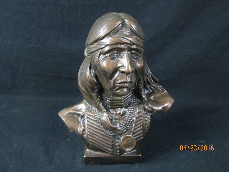 lot 105 image: Chalk ware Indian Bust