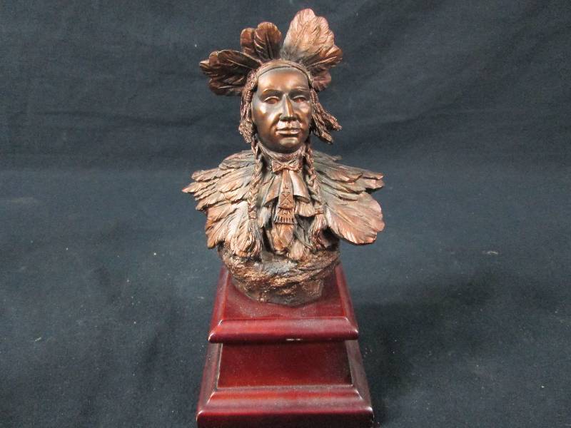 lot 108 image: Indian Bust On Pedestal