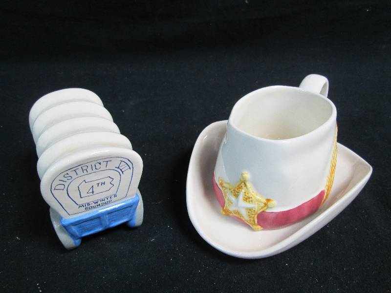 lot 203 image: Covered Wagon & Hat Coffee Mug