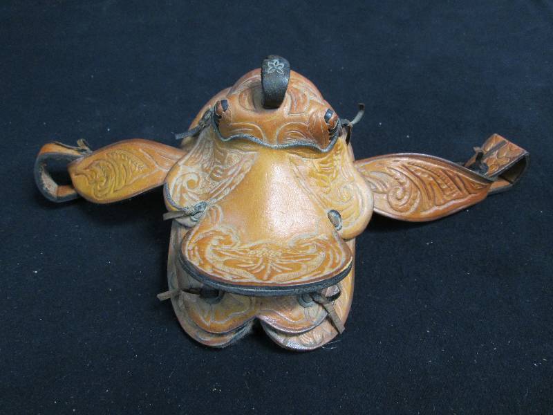 lot 219 image: Miniature Leather Saddle