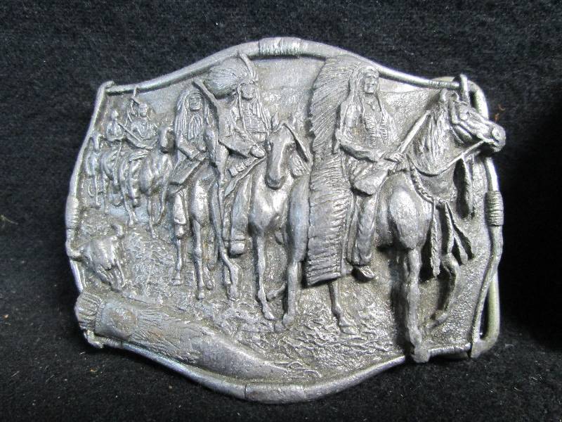 lot 234 image: 3 Belt Buckles Indian & Buffalo