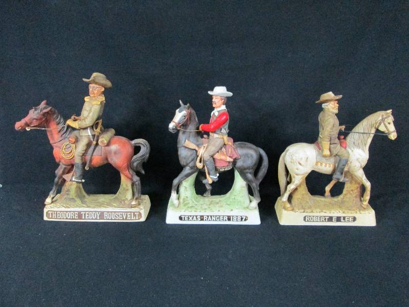 lot 244 image: Teddy Roosevelt, Texas Ranger & Robert E Lee Decanters