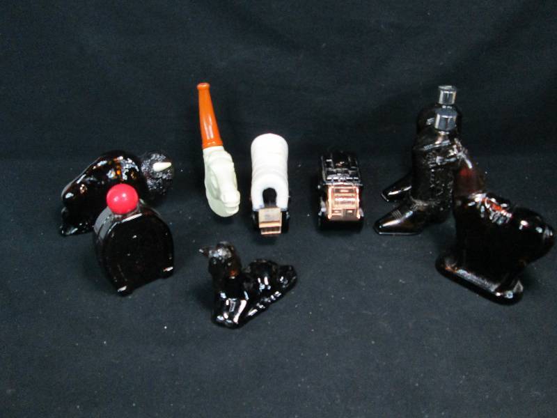 lot 347 image: 9 Horse Avon Bottles