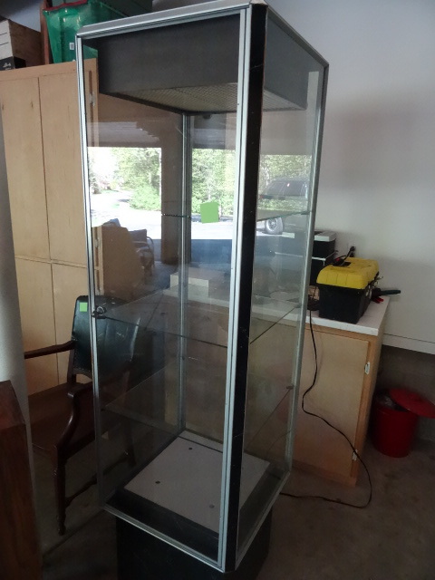 Display cabinet