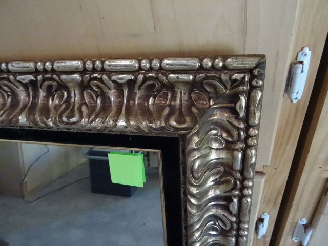Wall mirror