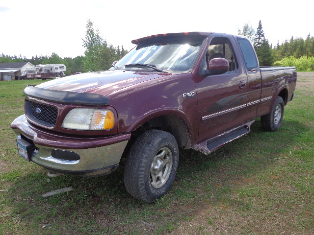 lot 1 image: 1997 Ford F150