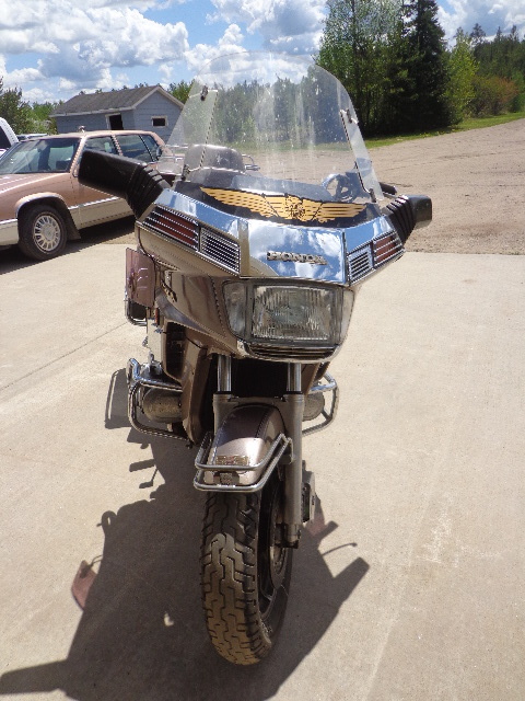 lot 2 image: 1984 Honda RS 1200 Goldwing Aspencade