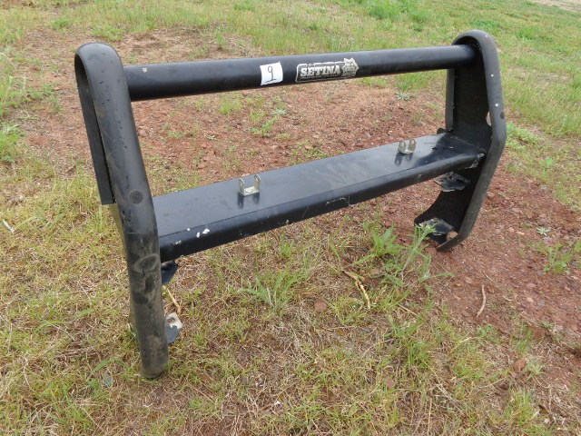 lot 9 image: Setina Body Guard