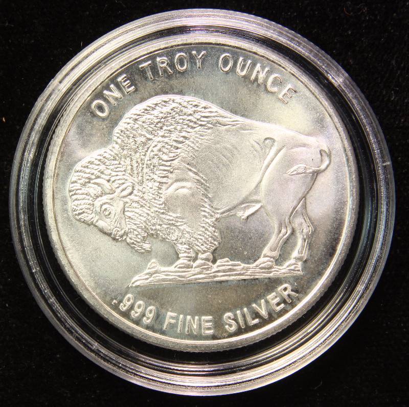 1 TROY OZ. .999 FINE SILVER INDIAN-BUFFALO DESIGN IN AIRTITE HOLDER