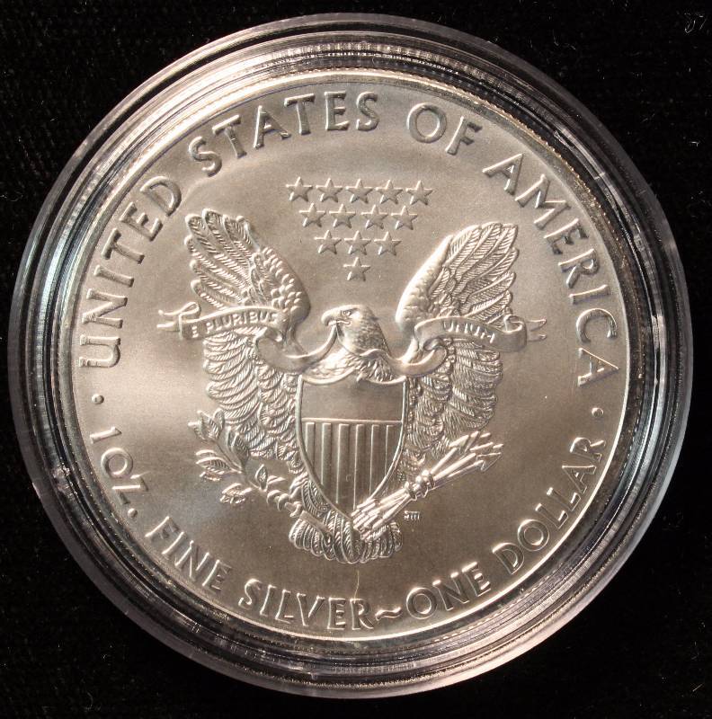 2012 AMERICAN SILVER EAGLE 1 TROY OZ. .999 FINE SILVER DOLLAR IN AIRTITE