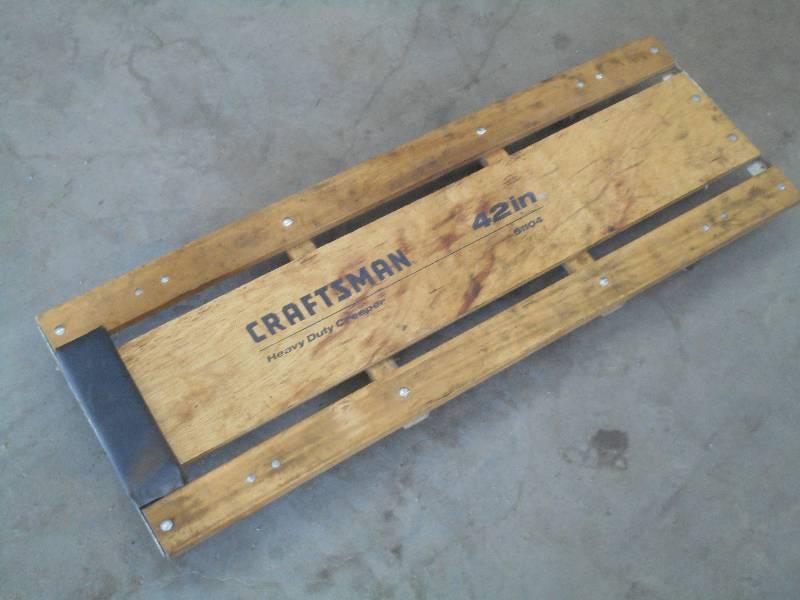 lot 70 image: Craftsman 42 Floor Creeper ...