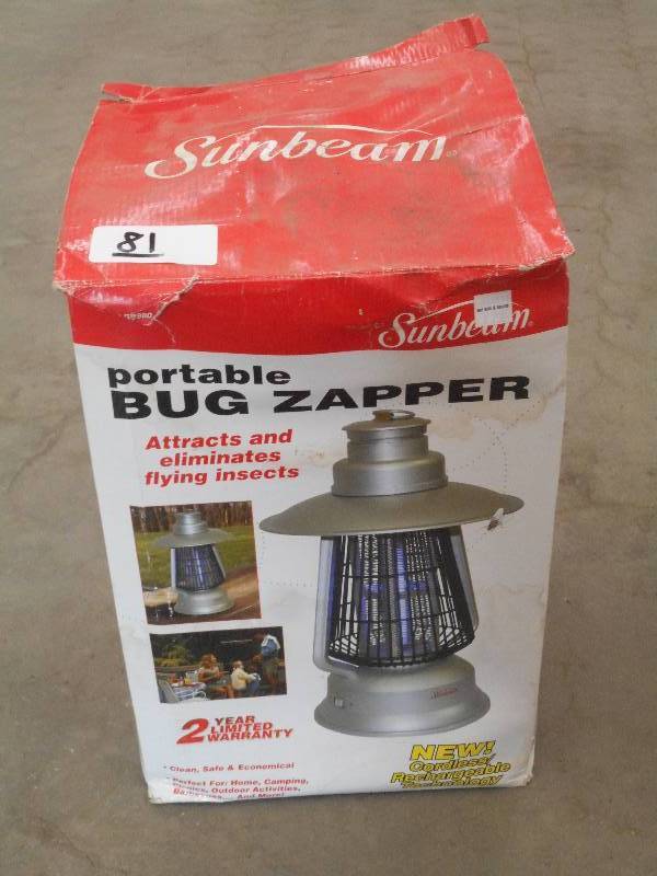 lot 81 image: Sunbeam Portable Bug Zapper, Slight...